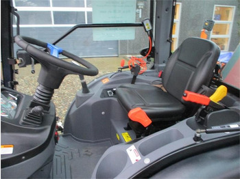 Solis 26 HST Snow Edition med frontlift, front PTO, Thyr в лизинг Solis 26 HST Snow Edition med frontlift, front PTO, Thyr: фото 4 Solis 26 HST Snow Edition med frontlift, front PTO, Thyr в лизинг Solis 26 HST Snow Edition med frontlift, front PTO, Thyr: фото 4