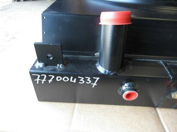 Новый Радиатор для Строительной техники Bomag 05903175: фото 5