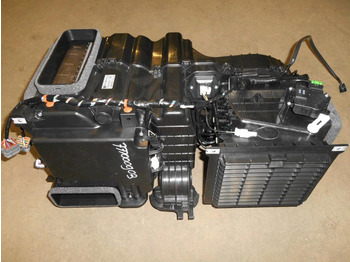 Часть системы кондиционирования CATERPILLAR