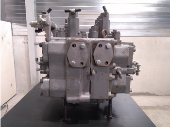 Гидравлический клапан для Строительной техники Hitachi 4713088: фото 2