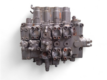 : фото в шапке страницы