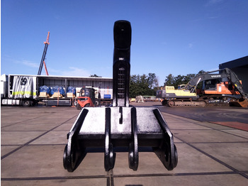 Рыхлитель HITACHI