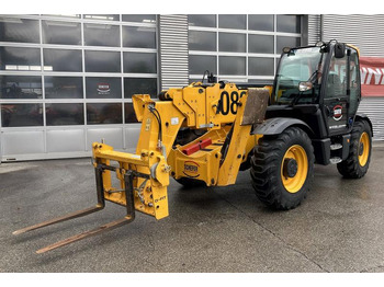 Телескопический погрузчик JCB