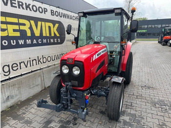 Трактор Massey Ferguson 1547: фото 2