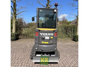 Гусеничный экскаватор VOLVO EC18E