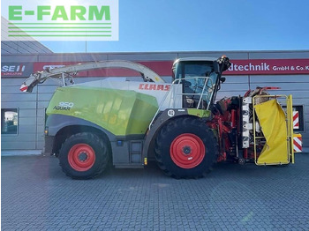 Кормоуборочный комбайн CLAAS Jaguar 950