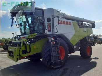 Зерноуборочный комбайн CLAAS
