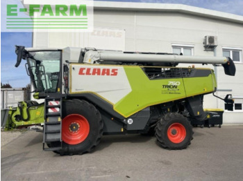 Зерноуборочный комбайн CLAAS