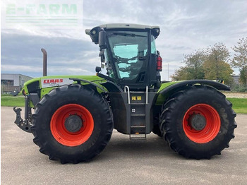 Трактор CLAAS Xerion 3800