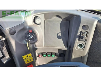 Трактор CLAAS xerion 4000 t vc: фото 2 Трактор CLAAS xerion 4000 t vc: фото 2