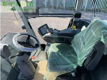 Трактор CLAAS Xerion 4000