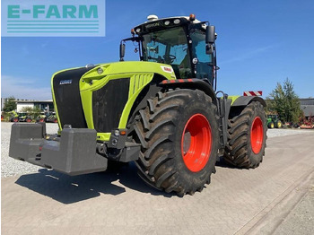 Трактор CLAAS Xerion 5000