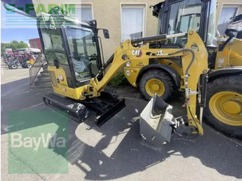 Мини-экскаватор CATERPILLAR 302