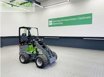 Мини-экскаватор GIANT