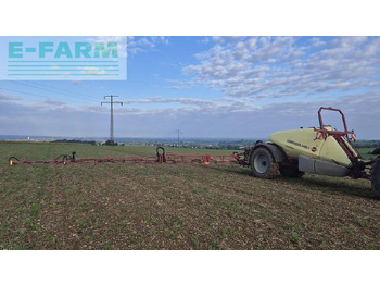 : фото в шапке страницы