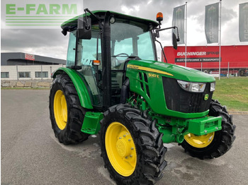 Трактор John Deere 5067E: фото 4