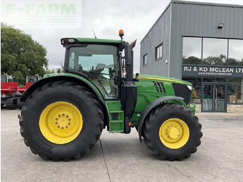Трактор JOHN DEERE 6215R
