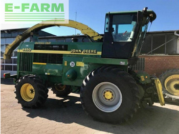 Кормоуборочный комбайн JOHN DEERE 6050 Series