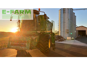 Зерноуборочный комбайн JOHN DEERE T550