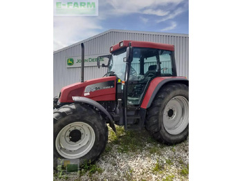 Трактор JOHN DEERE