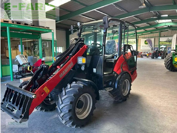 Колёсный погрузчик MANITOU