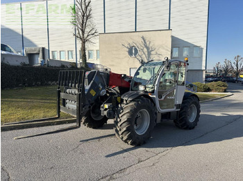 Трактор MASSEY FERGUSON