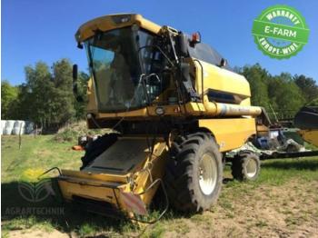 Зерноуборочный комбайн New Holland TC 5080: фото 1