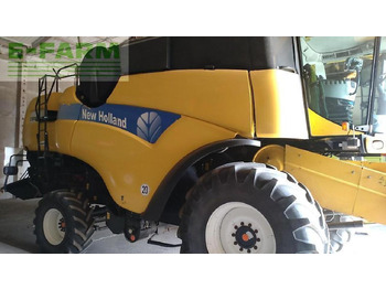 Зерноуборочный комбайн NEW HOLLAND CX series