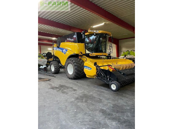 Зерноуборочный комбайн NEW HOLLAND CX series