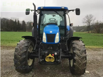 Трактор New Holland t 6020: фото 2
