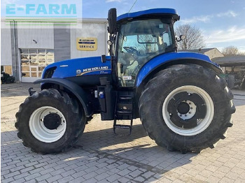 Трактор NEW HOLLAND T7.220
