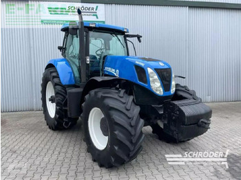 Трактор NEW HOLLAND T7.250