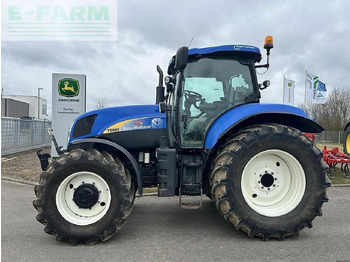 Трактор NEW HOLLAND T6000