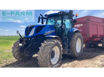 Трактор NEW HOLLAND T7