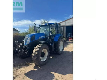 Трактор NEW HOLLAND T7