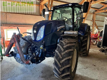 Трактор NEW HOLLAND T7