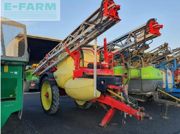 Прицепной опрыскиватель RAU