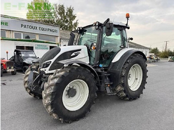 Трактор VALTRA N174