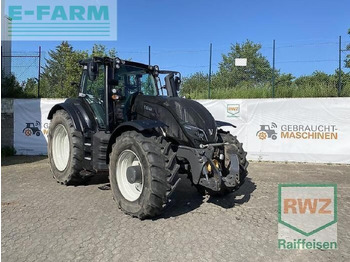 Трактор VALTRA T174
