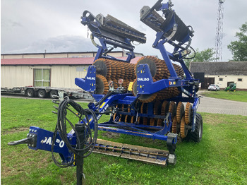 Полевой каток DALBO