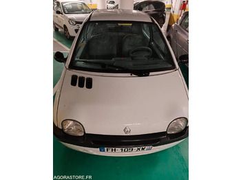 Легковой автомобиль RENAULT