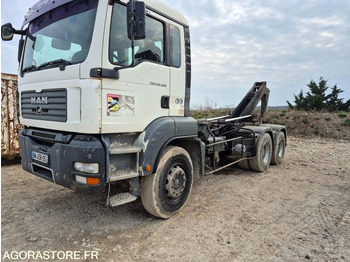 : фото в шапке страницы