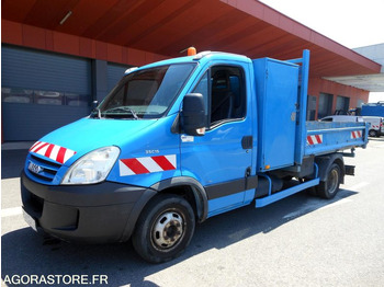 Малотоннажный самосвал IVECO Daily 35C15