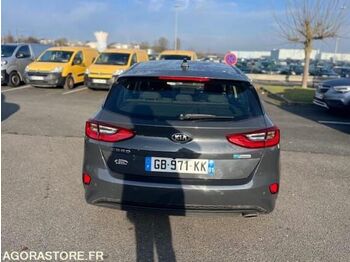 Хэтчбек KIA CEED: фото 4 Хэтчбек KIA CEED: фото 4