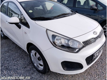 Легковой автомобиль KIA