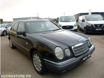Легковой автомобиль MERCEDES-BENZ