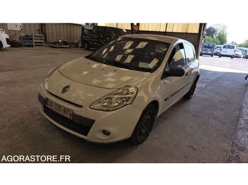 Хэтчбек RENAULT