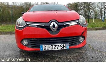 Хэтчбек RENAULT