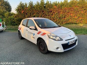 Хэтчбек RENAULT