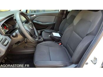Хэтчбек Renault CLIO: фото 2 Хэтчбек Renault CLIO: фото 2